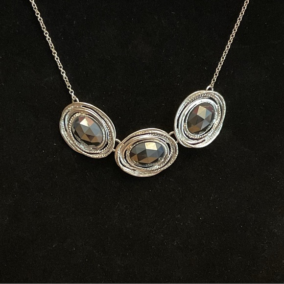 925 SS Hematite Earrings - Picture 3 of 3